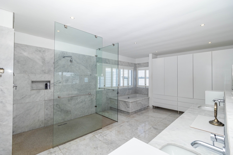 5 Bedroom Property for Sale in Melkbosstrand Central Western Cape